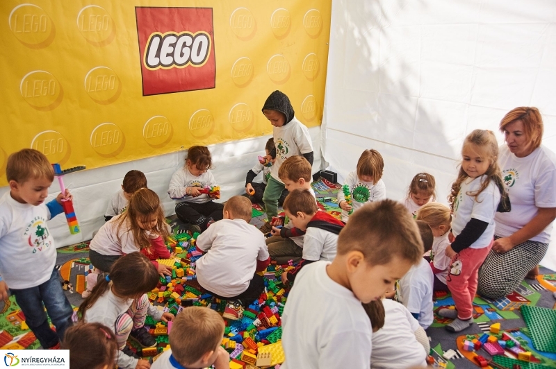 Megnyílt a Tündérkert - fotó Szarka Lajos