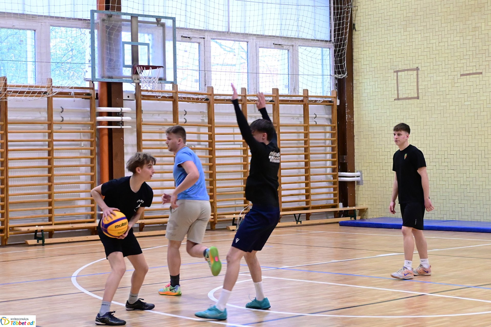 50 éves a testevelési tagozat a Nyíregyházi Vasvári Pál Gimnáziumban