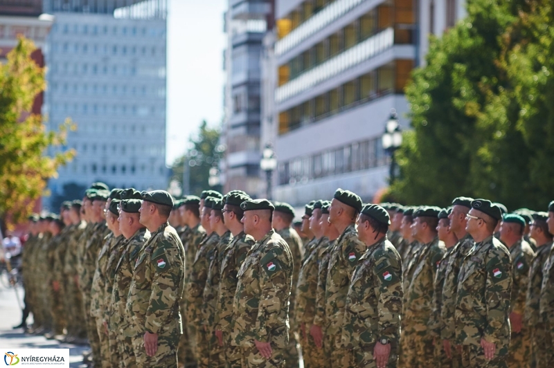 KFOR visszafogadó ünnepség 1 - fotó Szarka Lajos