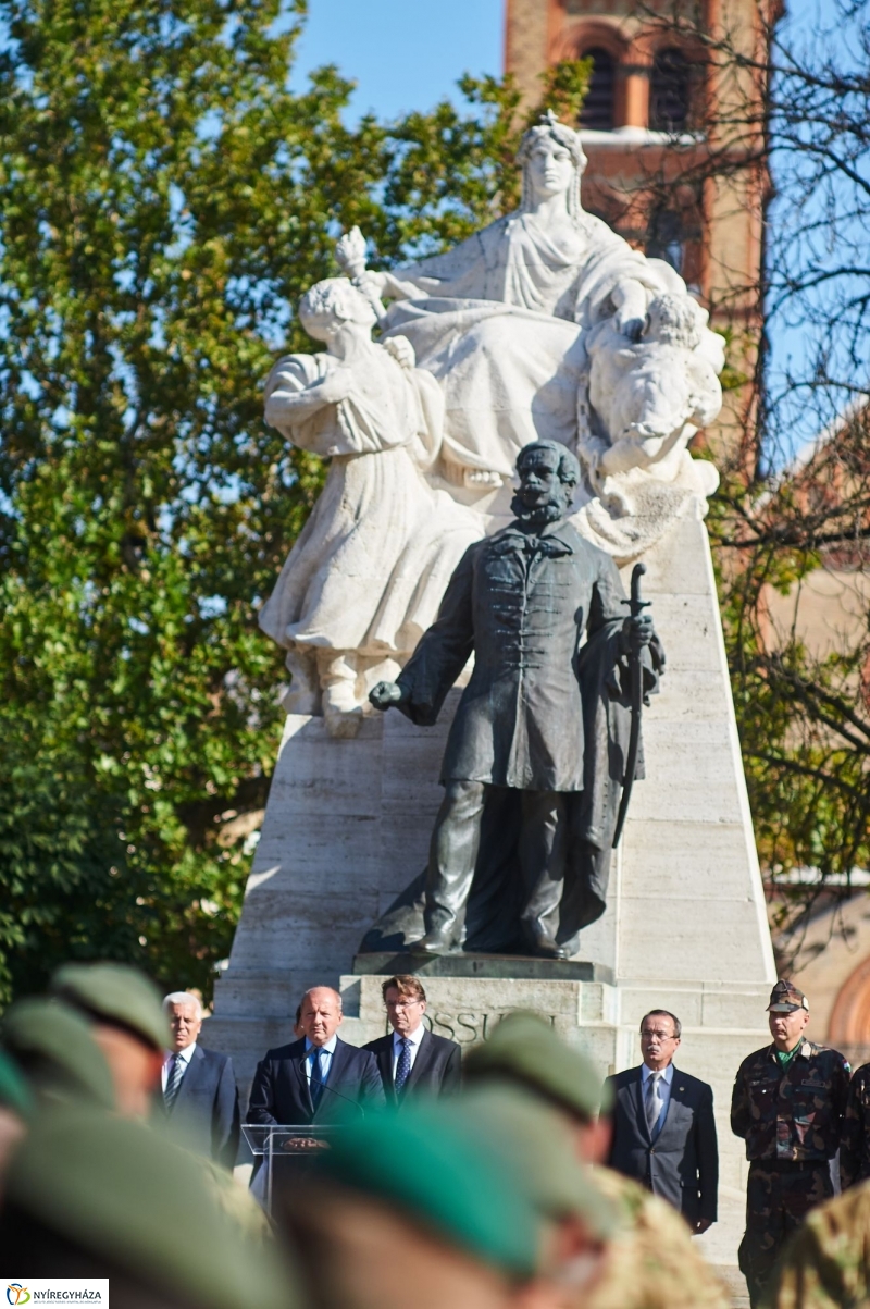 KFOR visszafogadó ünnepség 1 - fotó Szarka Lajos
