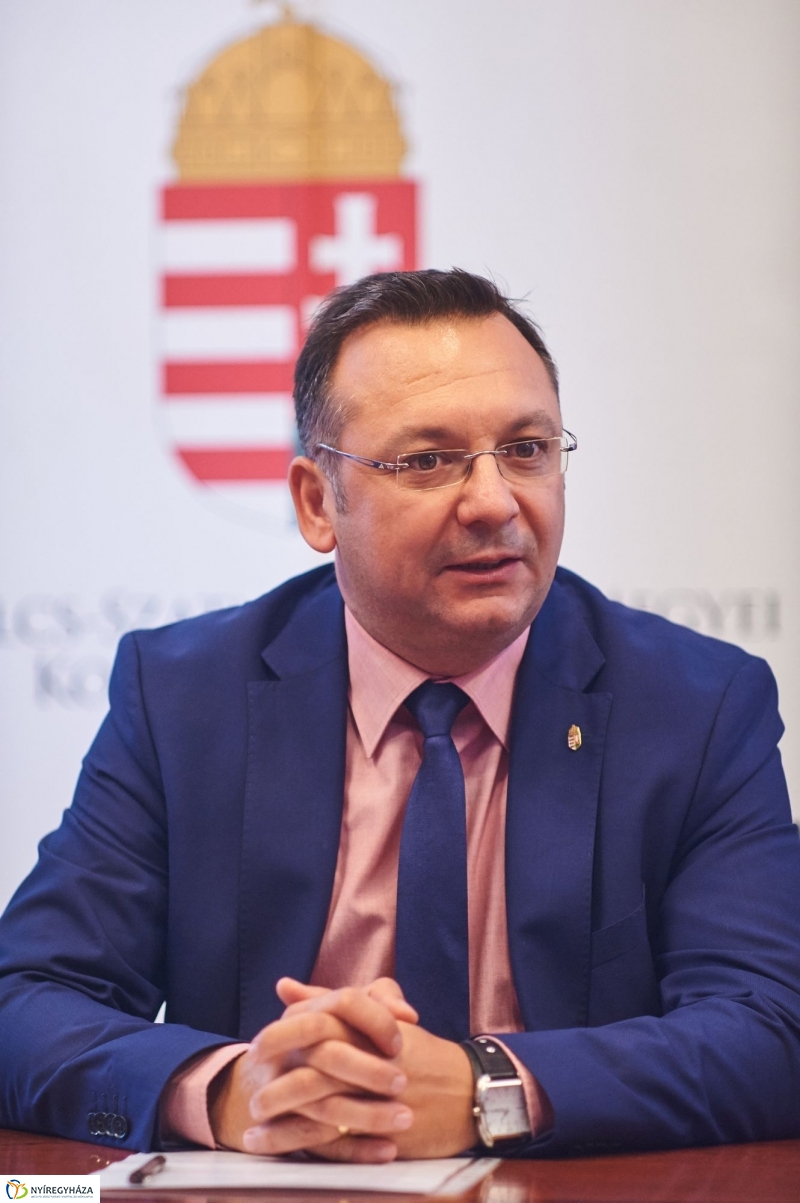 Együttműködési megállapodás a Törvényszéken - fotó Szarka Lajos