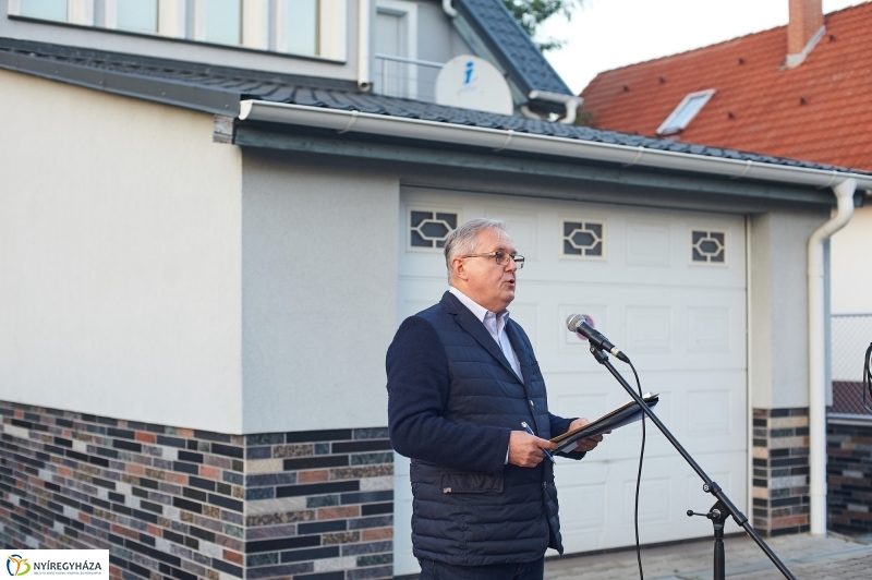 Tiltakozó petíció - fotó Szarka Lajos