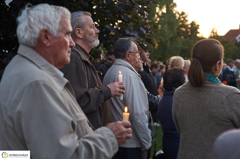 Tiltakozó petíció - fotó Szarka Lajos