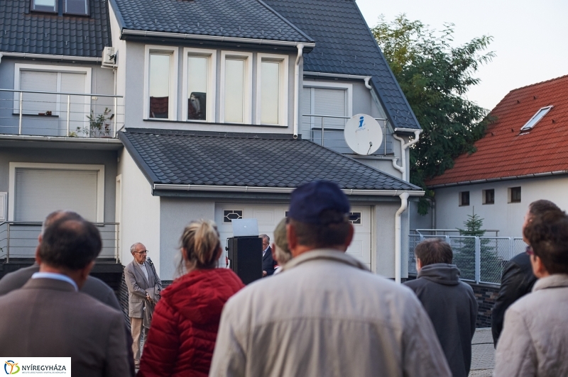 Tiltakozó petíció - fotó Szarka Lajos