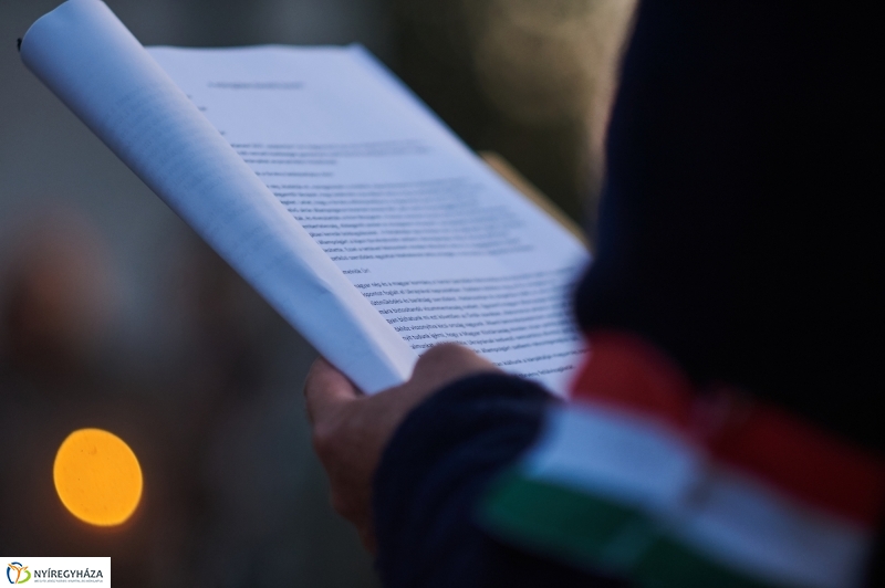 Tiltakozó petíció - fotó Szarka Lajos