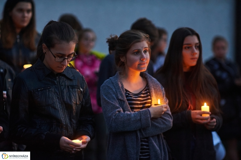 Tiltakozó petíció - fotó Szarka Lajos