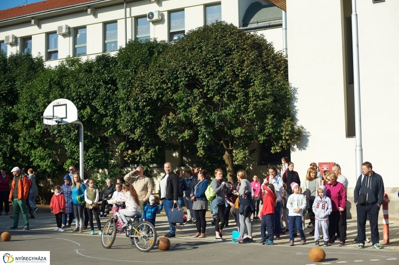 Egészségnap a Kodályban - fotó Szarka Lajos
