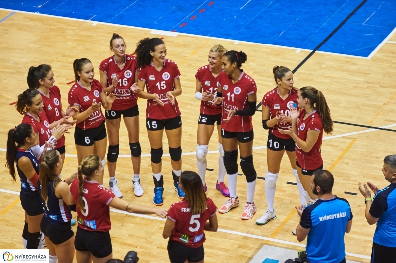 Fatum-Slavia női röplabda - fotó Szarka Lajos