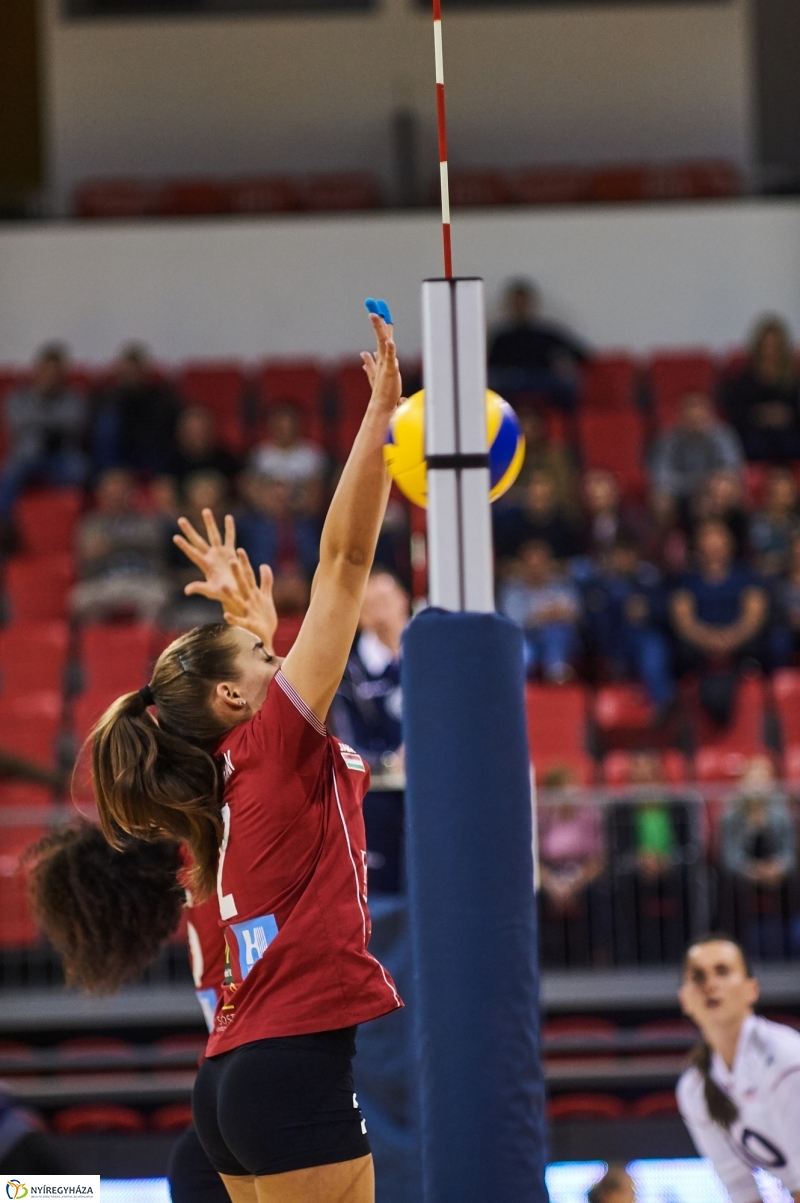 Fatum-Slavia női röplabda - fotó Szarka Lajos