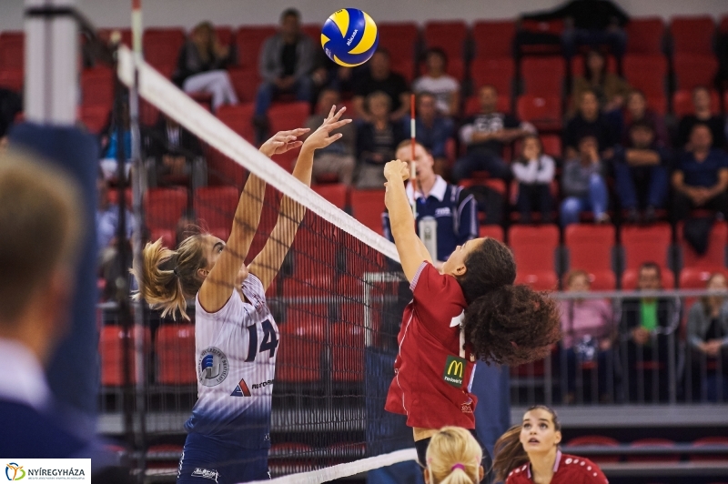 Fatum-Slavia női röplabda - fotó Szarka Lajos