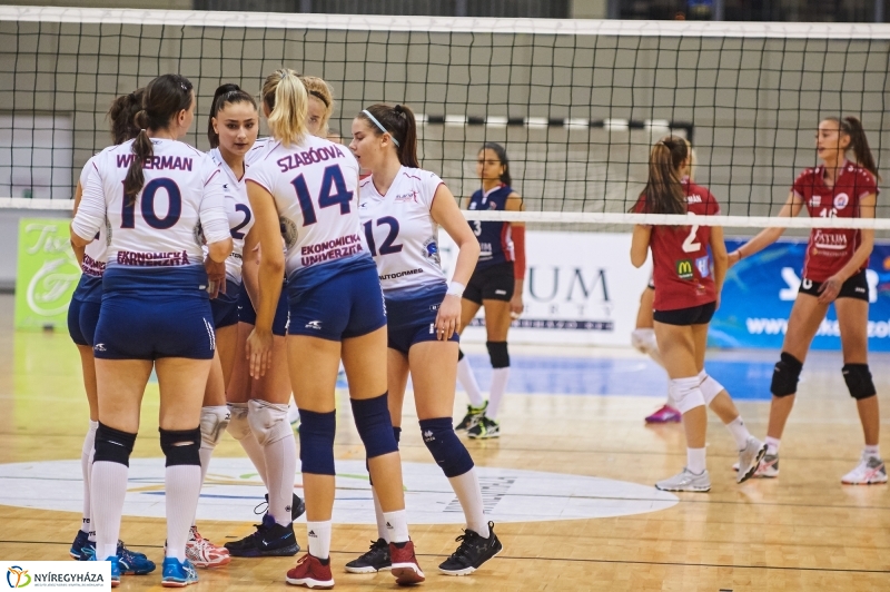 Fatum-Slavia női röplabda - fotó Szarka Lajos