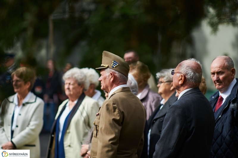 Emlékező koszorúzás az aradi vértanúkra - fotó Szarka Lajos