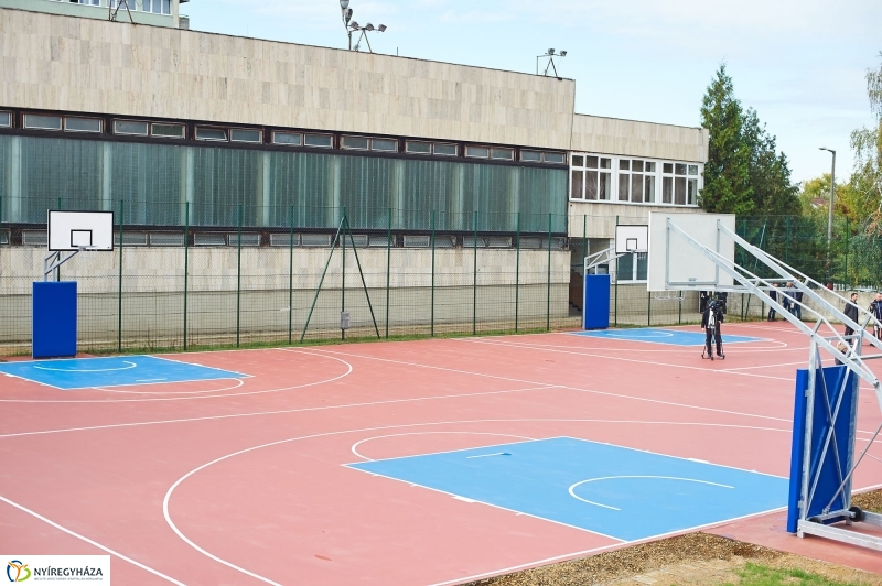 Kosárpálya átadás a Bánkiban - fotó Szarka Lajos