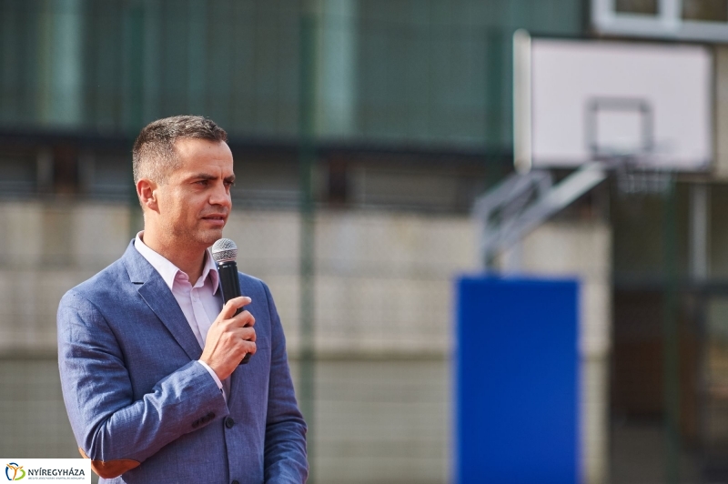 Kosárpálya átadás a Bánkiban - fotó Szarka Lajos