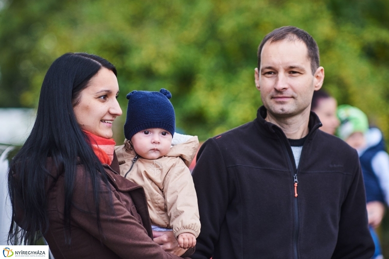 Faültetés az Újéletfa-ligetben 2017 - fotó Szarka Lajos