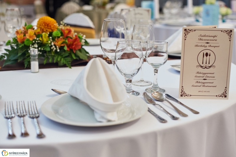 Pincér mestervizsga a Koronában - fotó Szarka Lajos