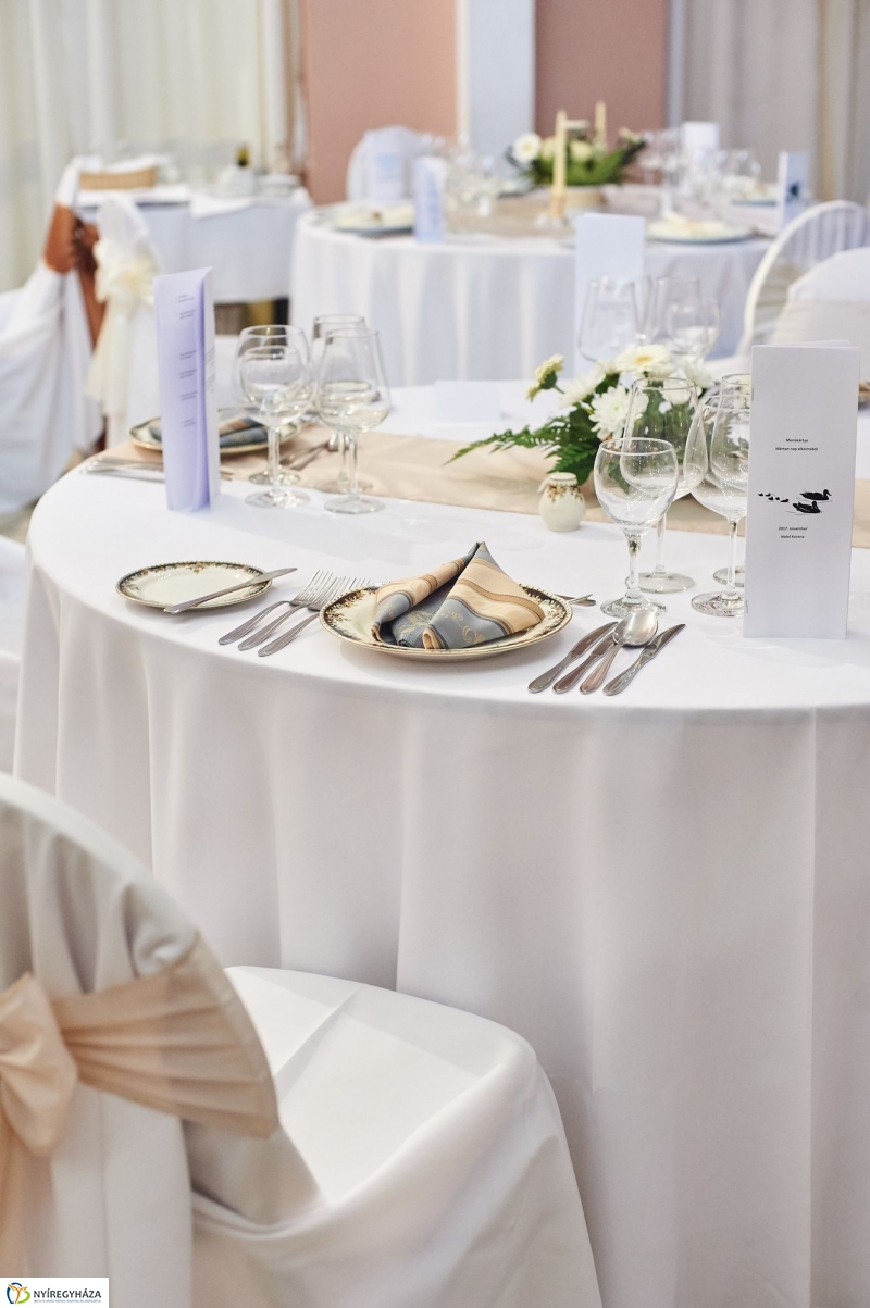 Pincér mestervizsga a Koronában - fotó Szarka Lajos