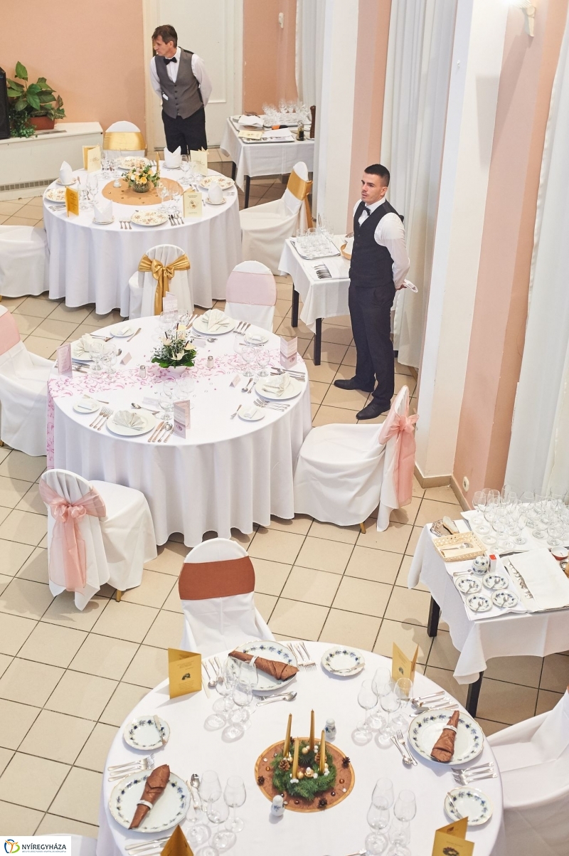 Pincér mestervizsga a Koronában - fotó Szarka Lajos