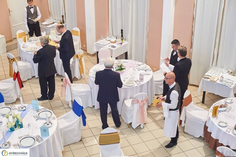 Pincér mestervizsga a Koronában - fotó Szarka Lajos