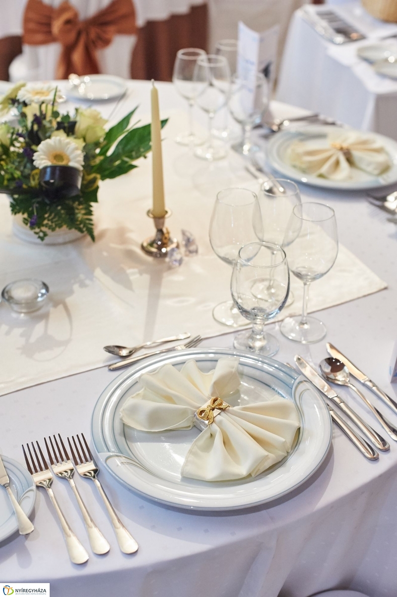 Pincér mestervizsga a Koronában - fotó Szarka Lajos