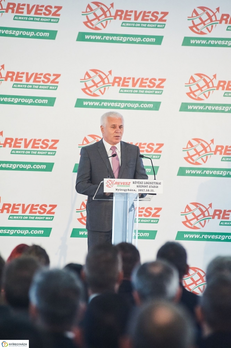 Logisztikai Központ átadása - fotó Szarka Lajos