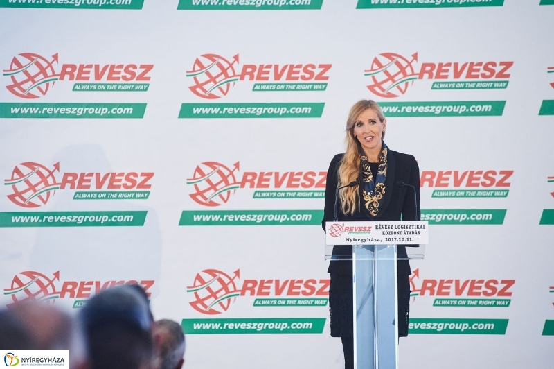 Logisztikai Központ átadása - fotó Szarka Lajos