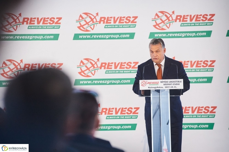 Logisztikai Központ átadása - fotó Szarka Lajos