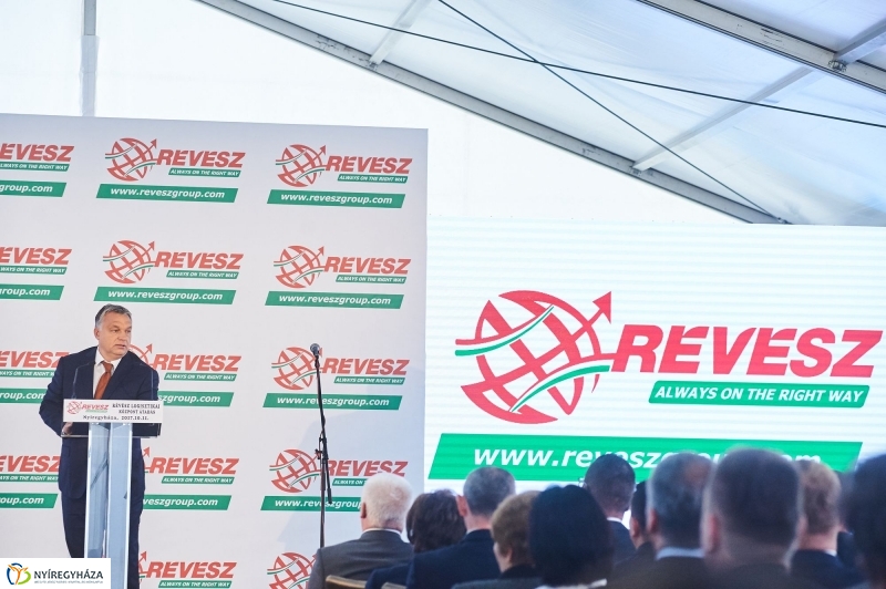 Logisztikai Központ átadása - fotó Szarka Lajos