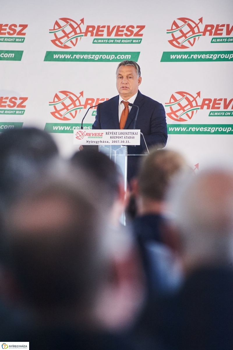 Logisztikai Központ átadása - fotó Szarka Lajos