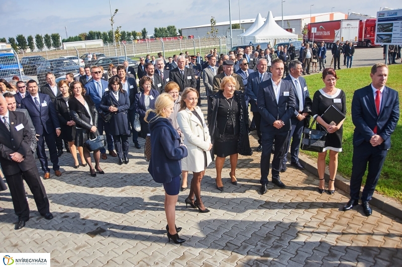 Logisztikai Központ átadása - fotó Szarka Lajos