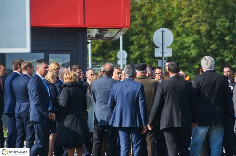Logisztikai Központ átadása - fotó Szarka Lajos