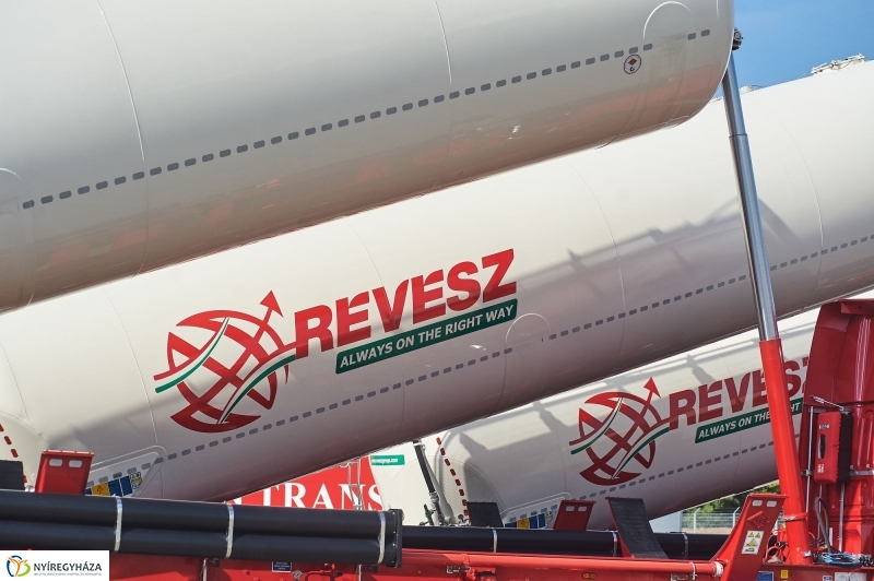 Logisztikai Központ átadása - fotó Szarka Lajos