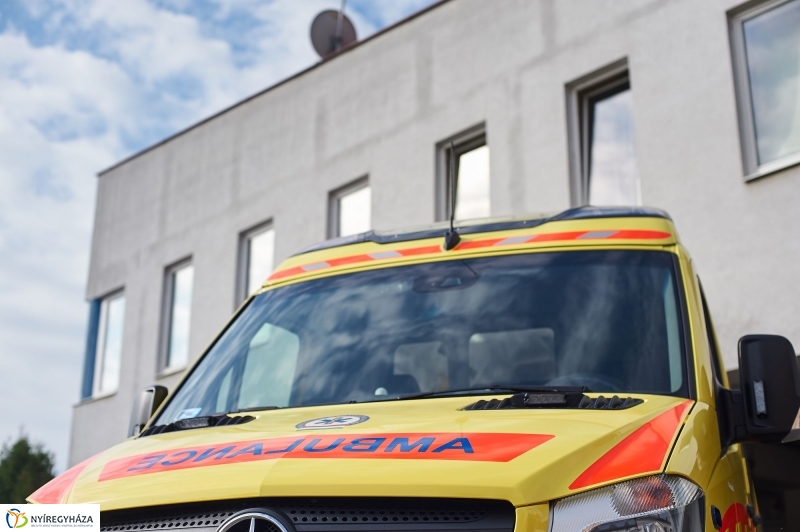 Új mentőautó átadás - fotó Szarka Lajos