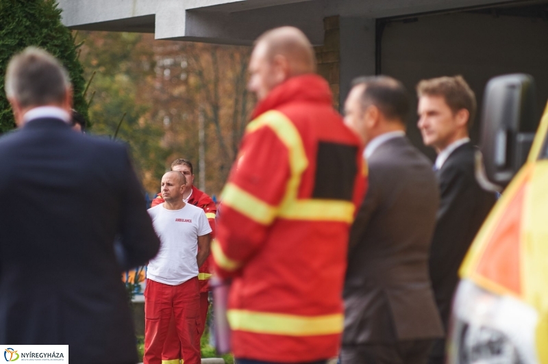 Új mentőautó átadás - fotó Szarka Lajos