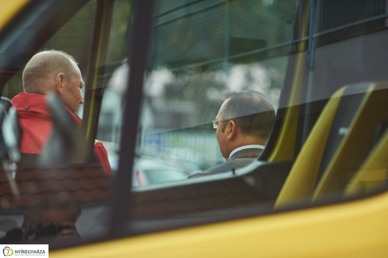 Új mentőautó átadás - fotó Szarka Lajos