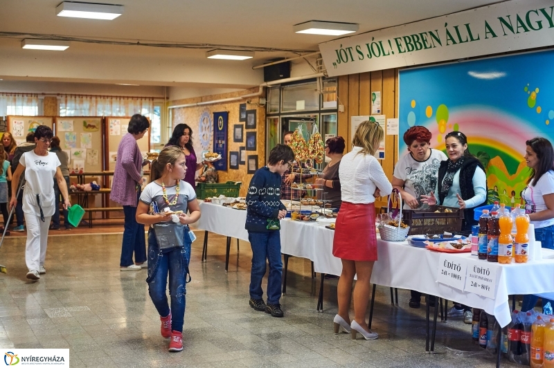 Mihály-napi vásár a Kazinczyben - fotó Szarka Lajos