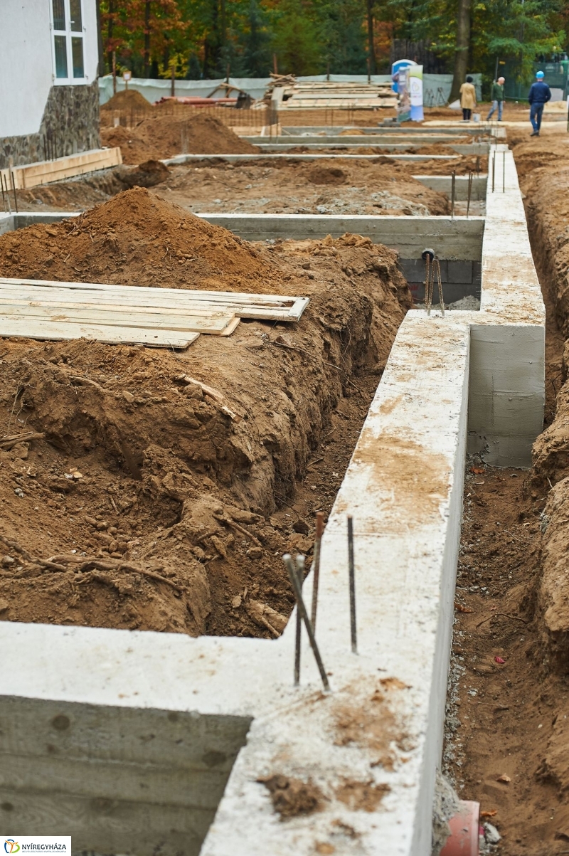 Látogatócentrum alapkőletétele - fotó Szarka Lajos