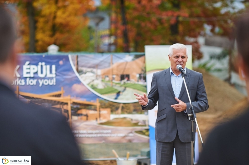 Látogatócentrum alapkőletétele - fotó Szarka Lajos
