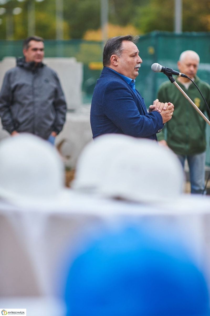 Látogatócentrum alapkőletétele - fotó Szarka Lajos