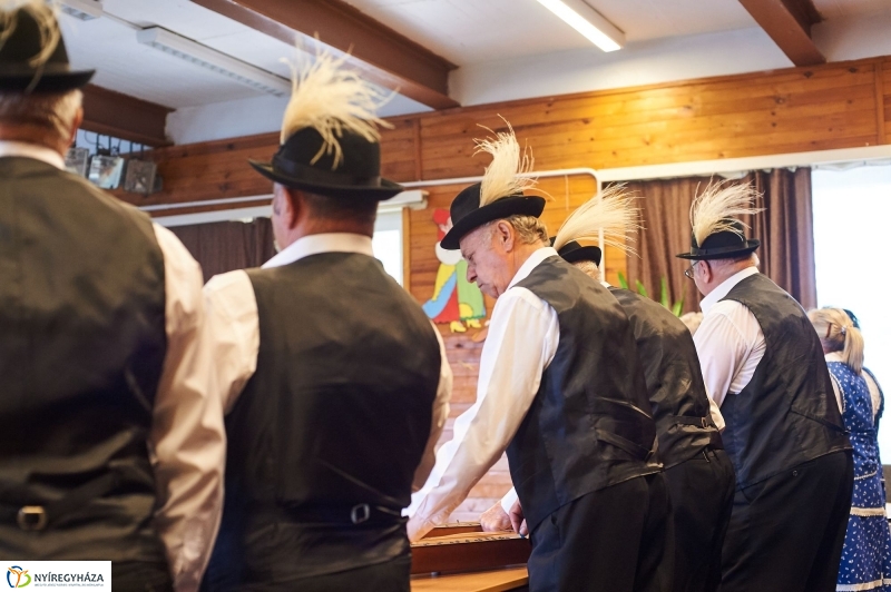 Tirpák népzenei együttes 40 éves - fotó Szarka Lajos