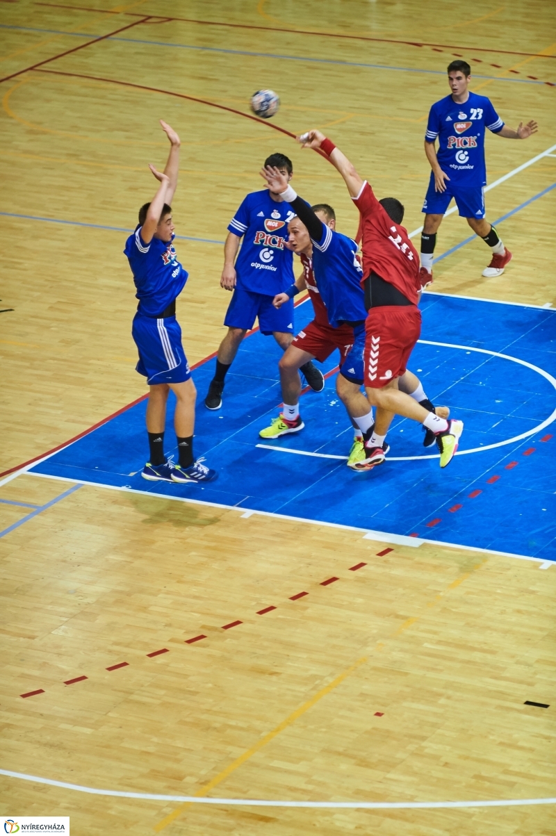 Nyíregyháza-Szeged férfi kézilabda - fotó Szarka Lajos