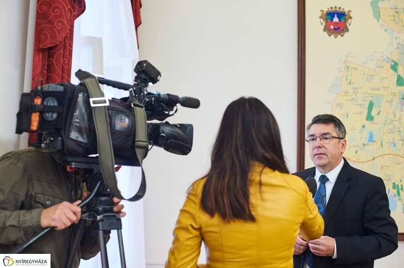 Külföldi hallgatók a Városházán - fotó Szarka Lajos