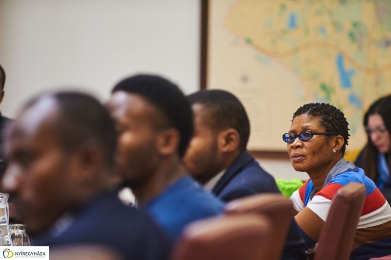 Külföldi hallgatók a Városházán - fotó Szarka Lajos