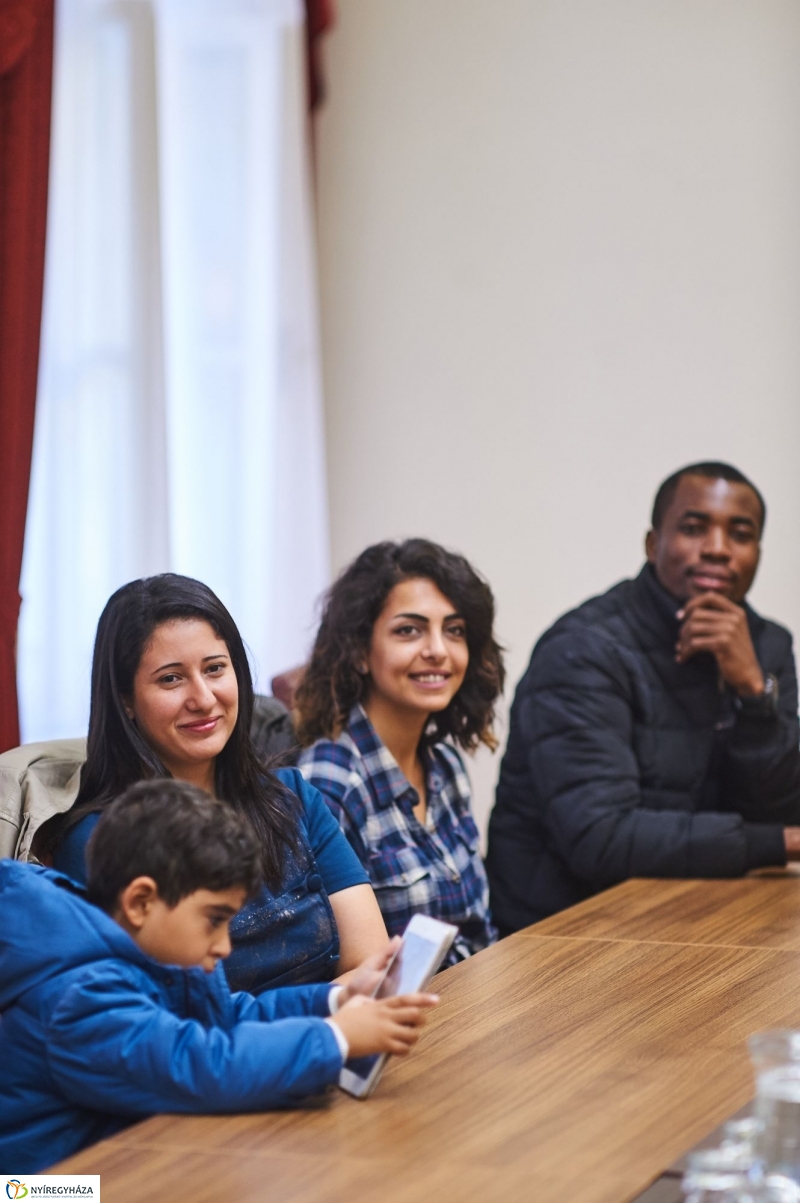 Külföldi hallgatók a Városházán - fotó Szarka Lajos