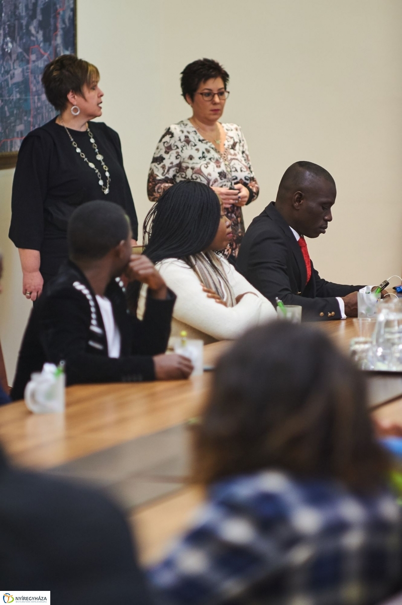 Külföldi hallgatók a Városházán - fotó Szarka Lajos