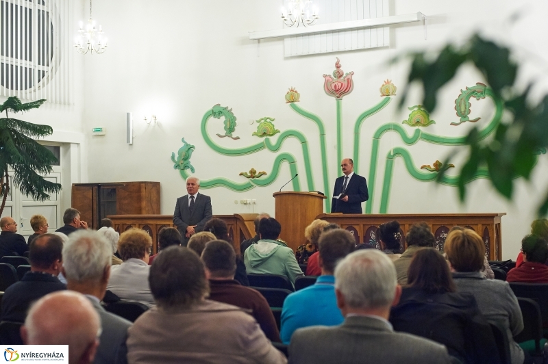 Református templom díszvilágítása - fotó Szarka Lajos