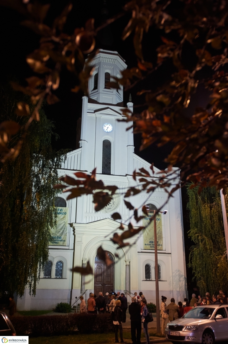 Református templom díszvilágítása - fotó Szarka Lajos