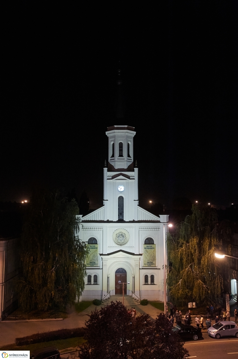Református templom díszvilágítása - fotó Szarka Lajos