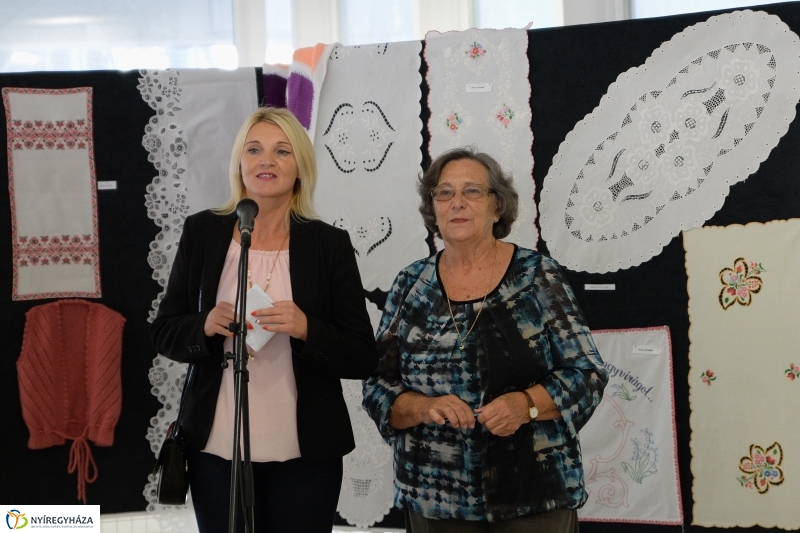 Szépkorúak kézimunka kiállítása a VMKK-ban