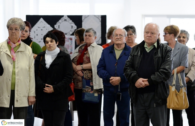 Szépkorúak kézimunka kiállítása a VMKK-ban